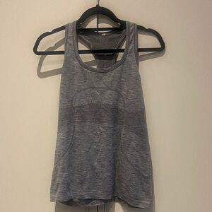 Lululemon Swiftly Tech Tank EUC